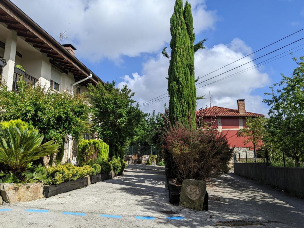 Casa Rural Bilbao Caserio Gondra Alquiler Habitaciones มุนเฮีย ภายนอก รูปภาพ