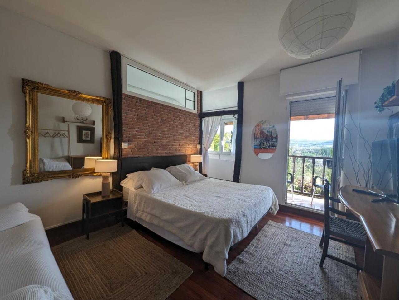 Casa Rural Bilbao Caserio Gondra Alquiler Habitaciones มุนเฮีย ภายนอก รูปภาพ